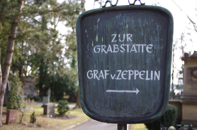 Zeppelin Grab auf dem Pragfriedhof Stuttgart